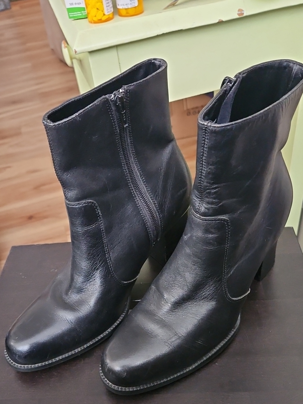 Wesley & Co Black 3" Heel Boots Size 8